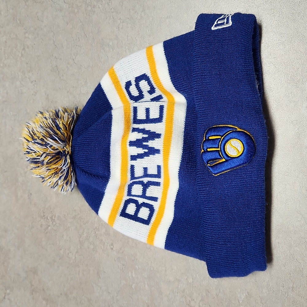 New Era Sport Knit Milwaukee Brewers Knit Hat / Beanie